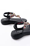 ASFSTORE DM-609 Siyah Taşlı Arka Lastikli Parmak Arası Kadın Sandalet 