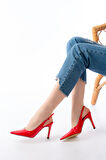 ASFSTORE ST-1153 Kırmızı Rugan Günlük Arkası Açık 9 cm Topuklu Kadın Ayakkabı 