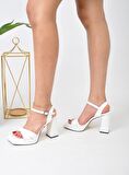 ASKA SHOES KADIN SATEN VE AYNA MODEL PLATFORM TOPUKLU AYAKKABI