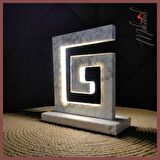 Modern Mermer LED Masa Lambası– Geometrik Spiral Tasarımı, Ev ve Ofis için- Mükemel orijinal tasarım