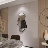 30x51 cm Dalgalı Siyah Çerçeveli Asimetrik Ayna – Banyo ve Dekor İçin Irregular Organik Form Duvar Aynası
