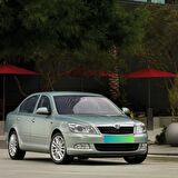 Nova Skoda Octavia 2009-2012 Cam Açma Kapama Iç Kolu Siyah 1H0837581D