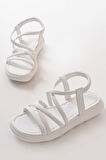 841-841 Beyaz Lastikli Günlük Kadın Sandalet
