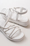 841-841 Beyaz Lastikli Günlük Kadın Sandalet