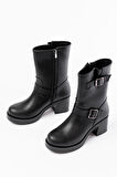 5109-3043 Siyah Toka Aksesuarlı Fermuarlı Kalın Topuklu Günlük Kadın Bot