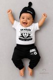 %100 Pamuk Siyah Beyaz En Küçük Taraftar Bebek Takımı 3'lü Kısa Kol Body,Pantolon ve Şapkalı Yenidoğan Seti 0-9 Ay