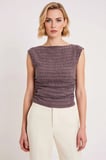 Kadın Bluz Fitted Düz Desen Kayık Yaka Kolsuz Büzgülü Drape Detaylı Gofre Dokulu Örme Crop