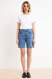 Kadın Yüksek Bel Bermuda Beli Ayarlı Düz Desen Boru Paça Kısa Boy Denim Fonksiyonel Şık
