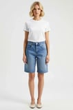 Kadın Yüksek Bel Bermuda Düz Denim Boru Paça Kısa Boy Rigid Dokuma Yaz Sezonu Modern