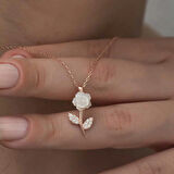 Gümüş Rose Beyaz Gül Kolye