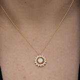 BlackCraft Gümüş Gold Güneş Kadın Kolye (BC-5AD8C8)