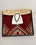 Erkekler için Seccade Takke Tesbih Hediyelik Seti –Kilim Desenli Kadife Astarlı Seccade, 33’lü Erkek Tesbihi, Takke ve Özel Kutu