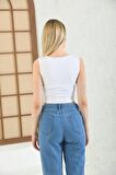 Askılı Önden Bağcıklı Beyaz Kadın Crop Bluz