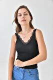 V Yaka Merdiven Dandel Detaylı Siyah Triko Crop Top