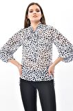 Modkofoni Uzun Karpuz Kollu Zebra Desenli Beyaz Kadın Bluz