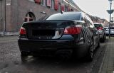 5 SERISI E60 2005-2010 IÇIN UYUMLU M5 GÖRÜNÜM BAGAJ SPOILER - PIANO BLACK (PARLAK SIYAH)