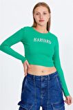 0 Yaka Harvard Baskı Kadın Crop Badı