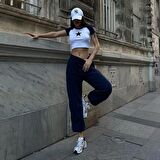 0 Yaka Aplike Yıldız Nakışlı Kadın Crop T-Shirt