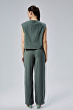 Kadın Yeşil Rahat Kesim Dokuma Pantolon