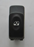 Renault Megane Düğme Kapi Ön Cam (1995-2003) 1.9, 2.0, 1.6, 1.4, 1.9 DTI 7700421120