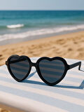 Kids Siyah Güneş Gözlüğü Kalpli Çerçeve UV 400 Korumalı CE Belgeli 