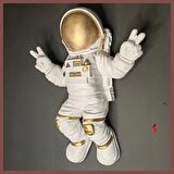 Astronot Figürü – Uzay Temalı Ev Dekoru – Barış İşareti Pozu–Modern ve Şık- Mükemel orijinal tasarım