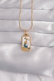 316L Çelik Gold Renk Beyaz Mineli Kız Figür Tarot Kolye 5886