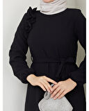 Krep Kumaş Omuz Fırfırlı Elbise Siyah