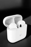 Yeni Nesil Pro Bluetooth Kulaklık Uzun Pil Ömrü Beyaz