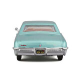 MAY 31214 1965 Buick Riviera 1:26 Model Araba
