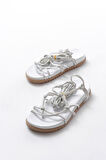 1001-1001 Beyaz Gümüş  Bilekten Bağcıklı Kadın Sandalet