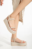 861-1027 Bej Dolgu Topuk Kadın Sandalet