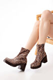 767-3012 Kahve Leopar Fermuarlı Kalın Topuklu Günlük Kadın Bot