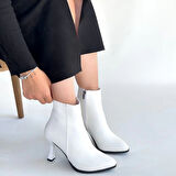Mişha Beyaz Cilt Topuklu Bot