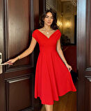 Kadın Kısa Kollu Kruvaze Yaka Eteği Volanlı Krep Elbise