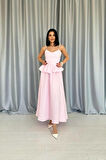 Pembe Beli Büzgülü İnci Askılı Uzun Elbise