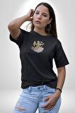 Astronot Kitap Füze Saat Ampül Büyüteç Kadın Erkek Unisex Siyah Organik Baskılı T-Shirt Penye Yüksek Kalite