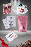 Yılbaşı 2’li Fincan seti & Beyaz Çikolatalı Çilek Draje & Filtre Kahve Hediye Seti Gift Box-1
