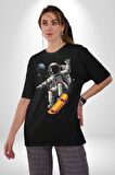 Atronot Kaykay Uzay Mars Pamuklu Bisiklet Yaka Kadın Erkek Oversize Boyfriend Dijital Baskılı Siyah T-shirt