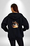 Duvardan Biri Bizi Gözetliyor Kadın Erkek Siyah Renk Kapüşonlu Kanguru Cepli  Fermuarlı Pamuklu Oversize Dijital Baskılı Hırka Sweatshirt