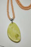 Peridot (zebercet), Mercan, Kristal Kolye