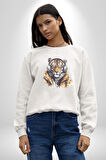 Müzik Dinleyen Kaplan İnsan Mont Kadın Erkek  Beyaz Baskılı Sweatshirt 