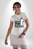 Galaksideki En İyi Anne Kadın Erkek Unisex Beyaz Organik Baskılı T-Shirt Penye Yüksek Kalite