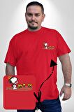Snoopy İle Kuşlar Kamp Kırmızı Büyük Beden Kadın Basic Minimal Baskılı Tişört
