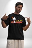 Snoopy İle Kuşlar Kamp Pamuklu Bisiklet Yaka Kadın Erkek Oversize Boyfriend Dijital Baskılı Siyah T-shirt