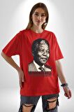 Nelson Mandela Pamuklu Bisiklet Yaka Kadın Erkek Oversize Boyfriend Dijital Baskılı Kırmızı T-shirt