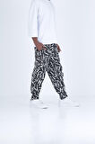 Siyah - Beyaz Grafiti Desenli Baget Pantolon
