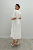 Şifon Kumaş Kruvaze Yaka Pliseli Midi Elbise - BEYAZ