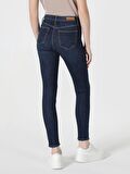 759 Lara Orta Bel Dar Paça Super Slim Fit Koyu Mavi Kadın Jean Pantolon Cl1048737