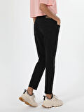 892 Alına Slim Boyfriend Fit Orta Bel Daralan Paça Kadın Mavi Jean Pantolon Cl1051968